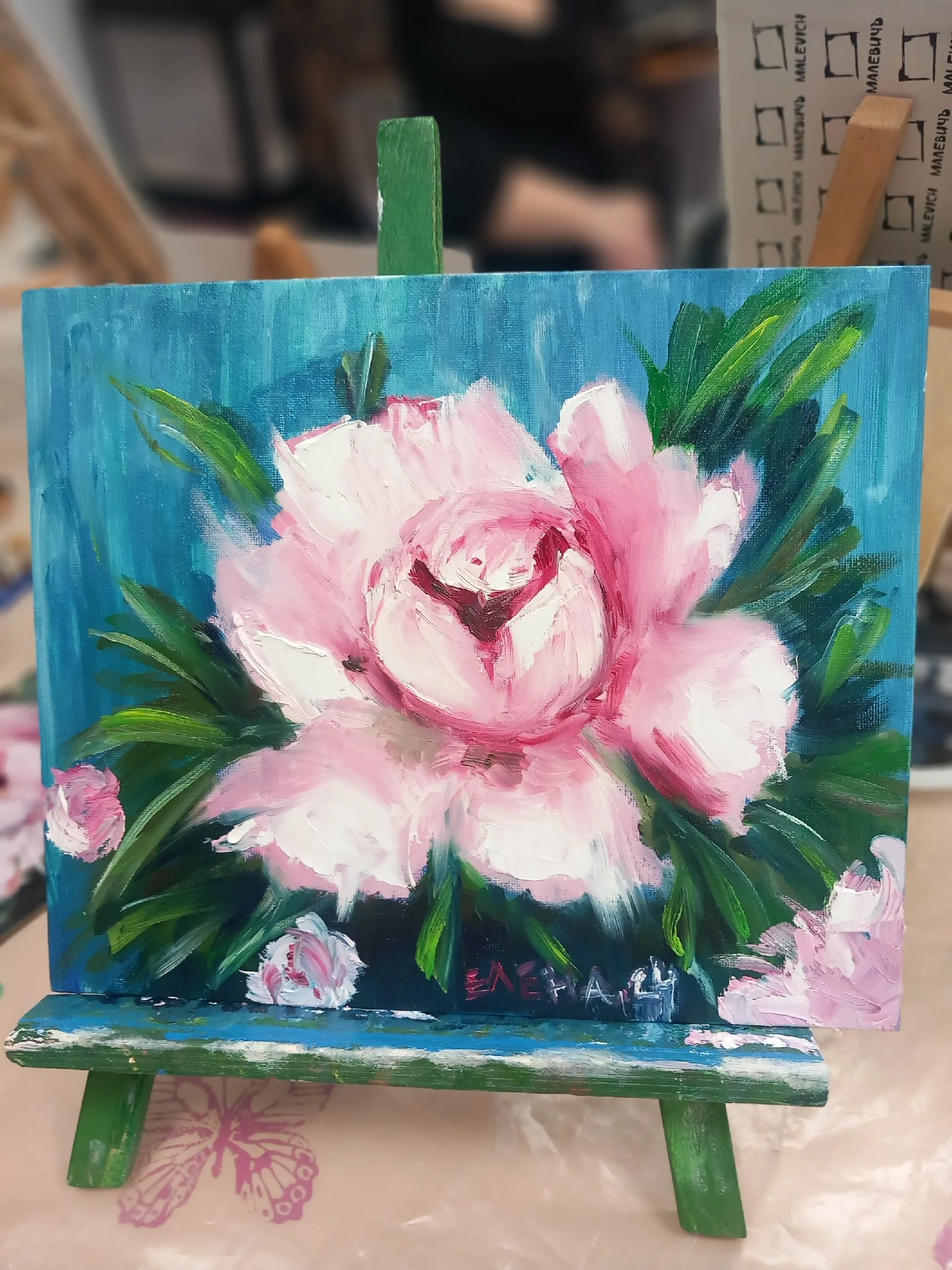 Работа студии